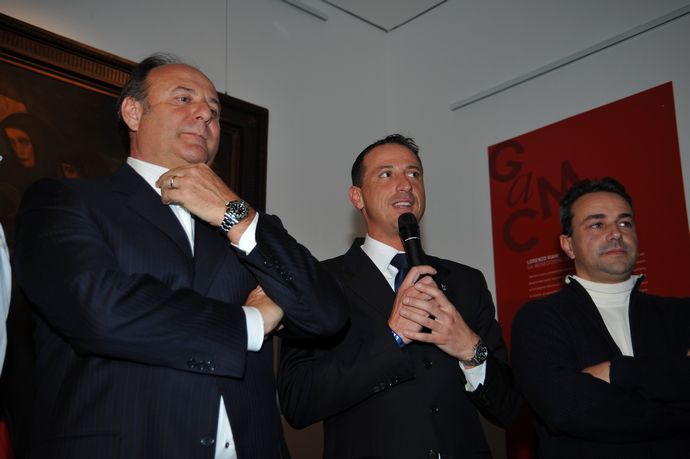 Ingrandisci la foto
